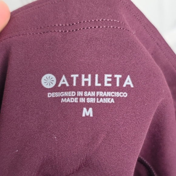 Athleta Women’s All In Crop Capri Running Pant Size M - Picture 4 of 5